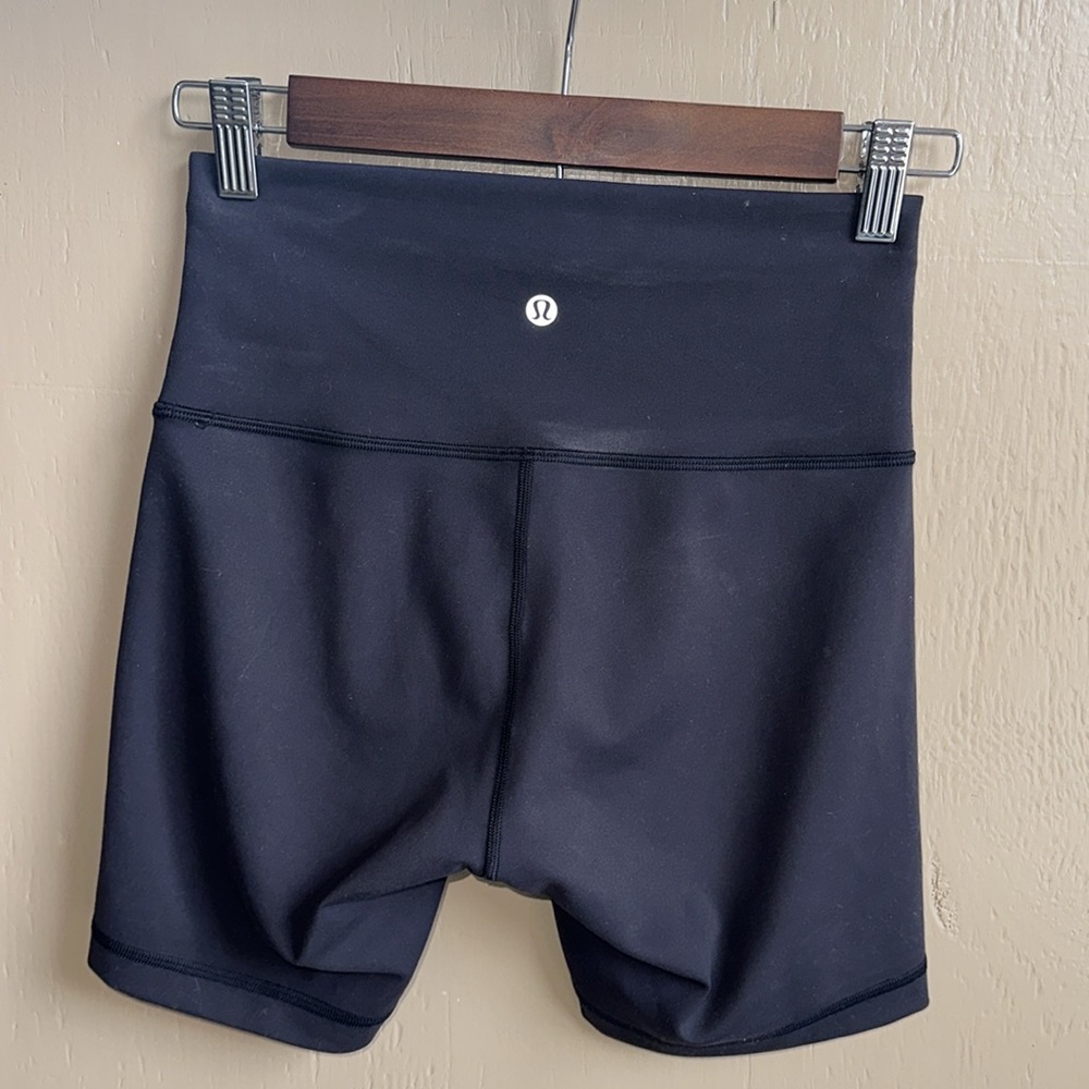 LULULEMON biker shorts